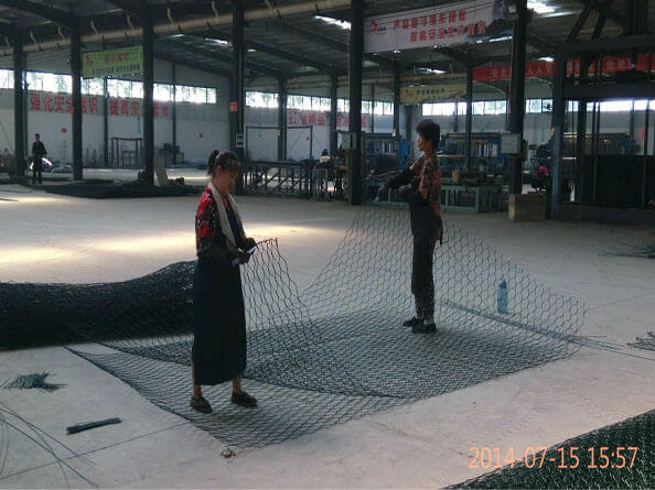 河堤護(hù)坡格賓雷諾護(hù)墊,格賓雷諾護(hù)墊材質(zhì)